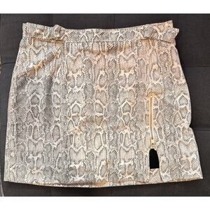 Sexy Free People‎ Snake Skin Skirt, Size 4